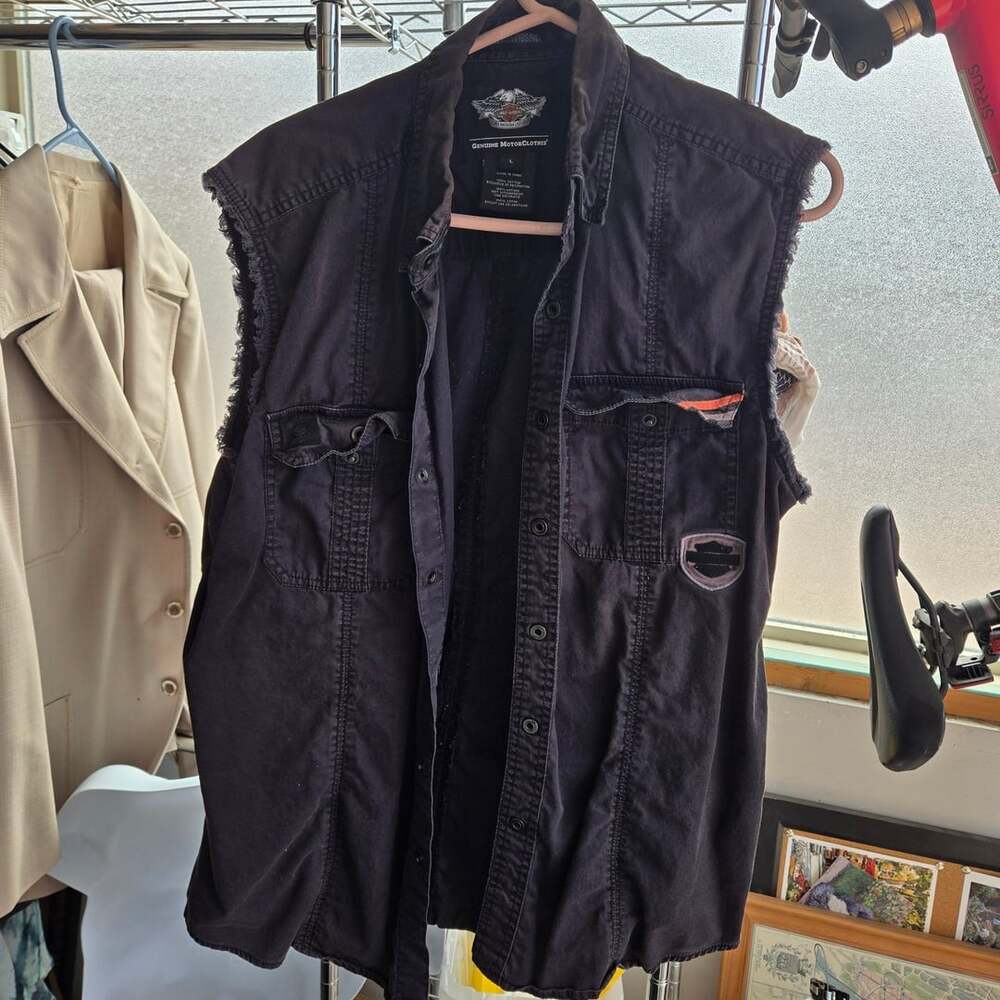Harley Davidson Sleeveless Vest Size L Black Cotton Raw Edge Biker